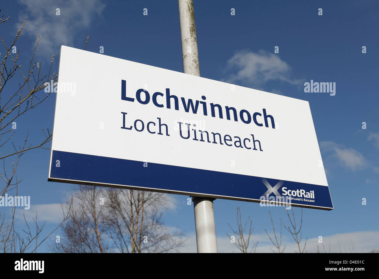 Lochwinnoch Loch Uinneach Scotrail Train Station sign in dual language English / Gaelic, Renfrewshire, Scotland, UK Stock Photo