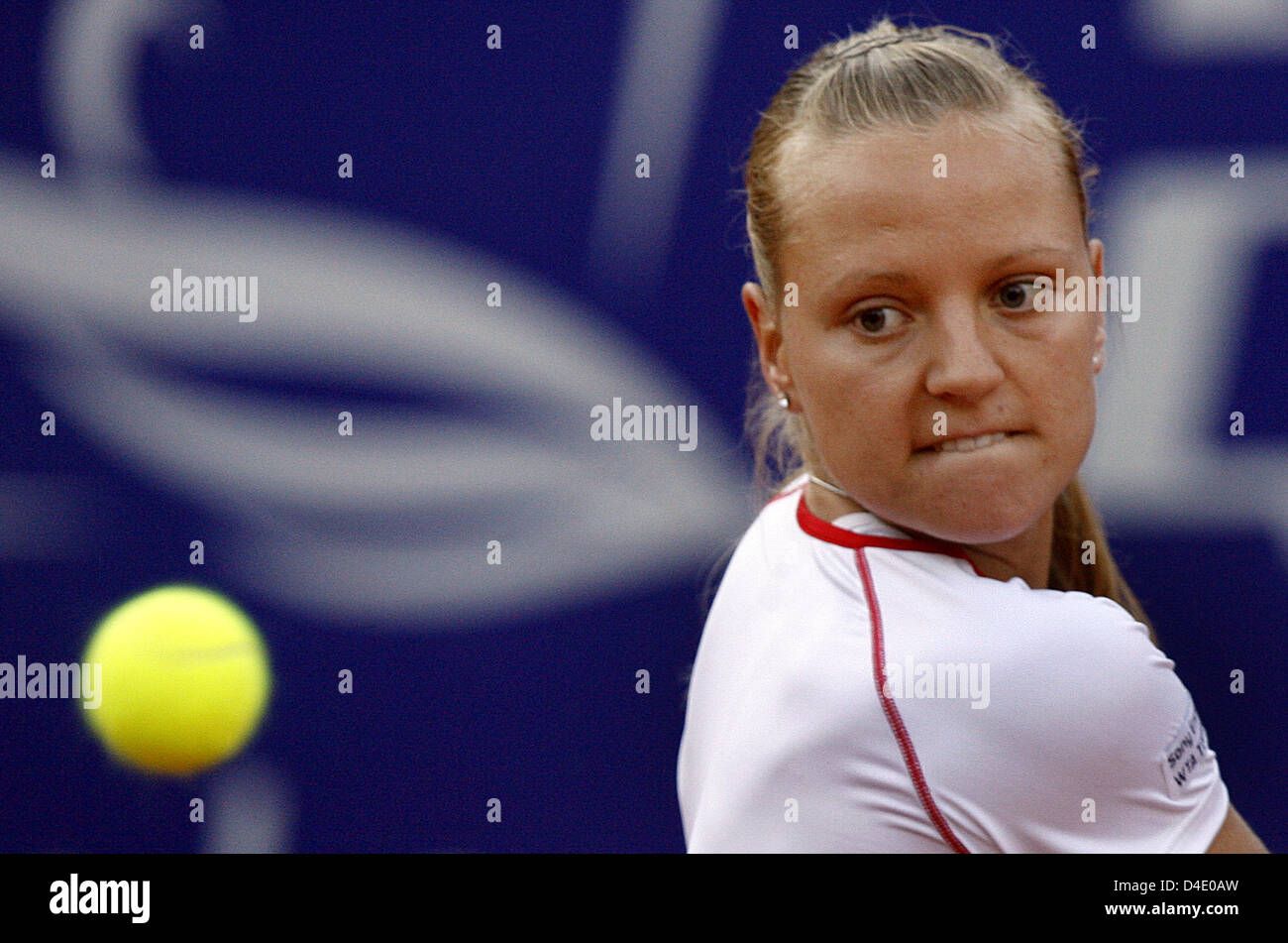 Agnes Szavay of Hungary returns a backhand to Ana Ivanovic of Serbia  in their WTA German Open quarter-finals match in Berlin, Germany, 09 May 2008. Photo: Wolfgang Kumm Stock Photo