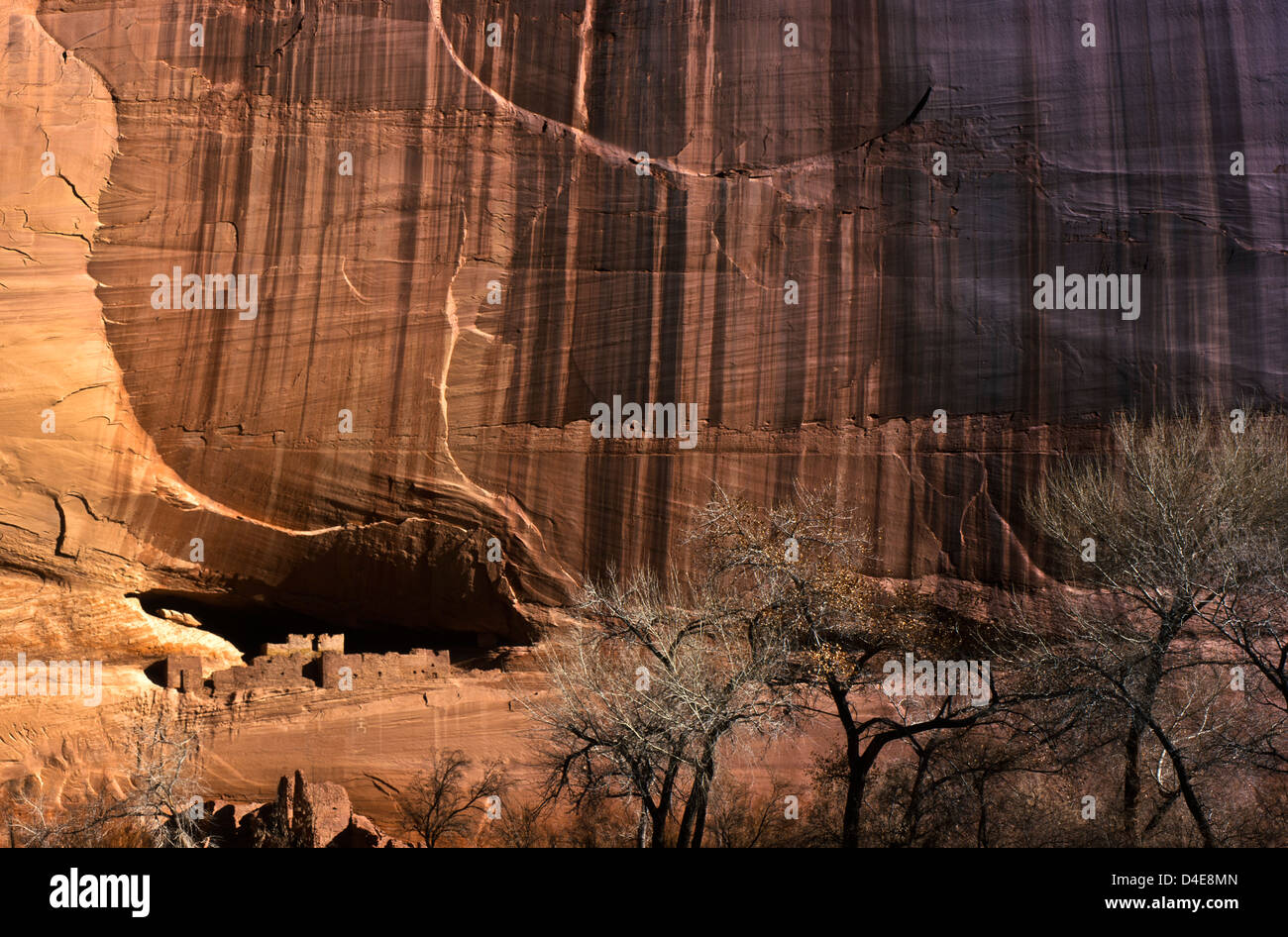 White House Ruin at Canyon De Chelly, Arizona. Navajo Nation, Apache County. USA. Stock Photo