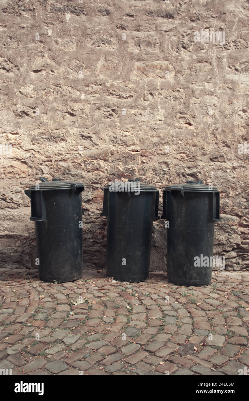 Litter bins on street hi-res stock photography and images - Alamy