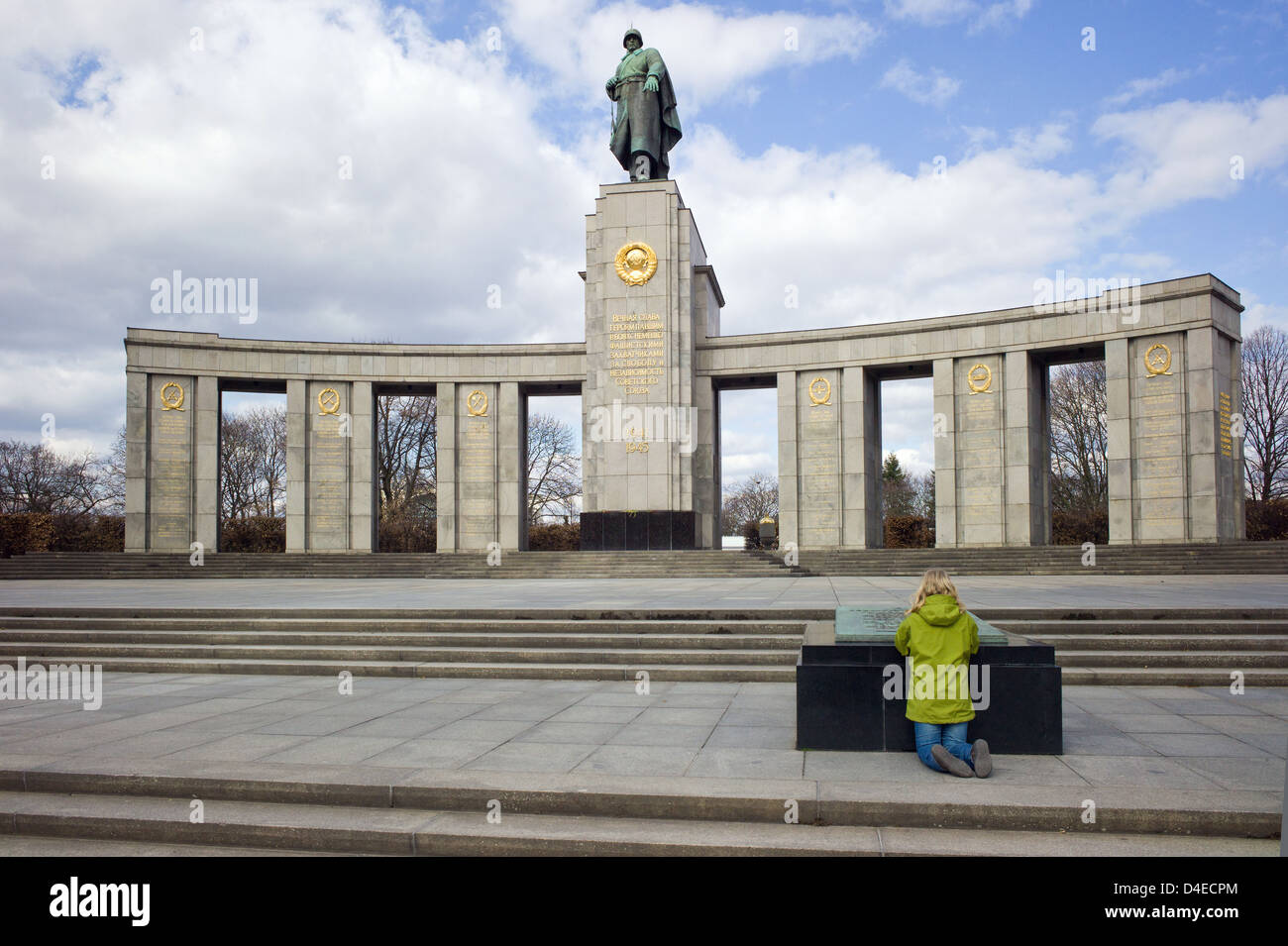 Berlin, Germany, The Soviet War Memorial In The Tiergarten Stock Photo ...