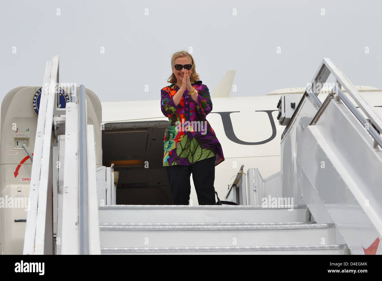 Secretary Clinton Says Goodbye to Chennai Stock Photo - Alamy