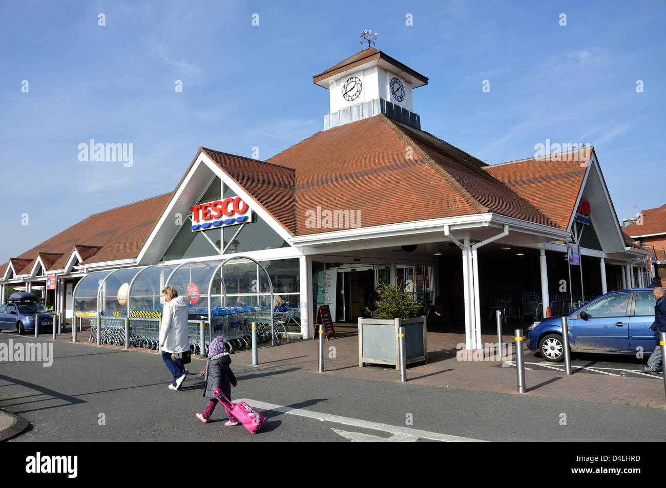 Tesco supermarket, High Street, Feltham, London Borough of Hounslow, Greater London, England, United Kingdom Stock Photo