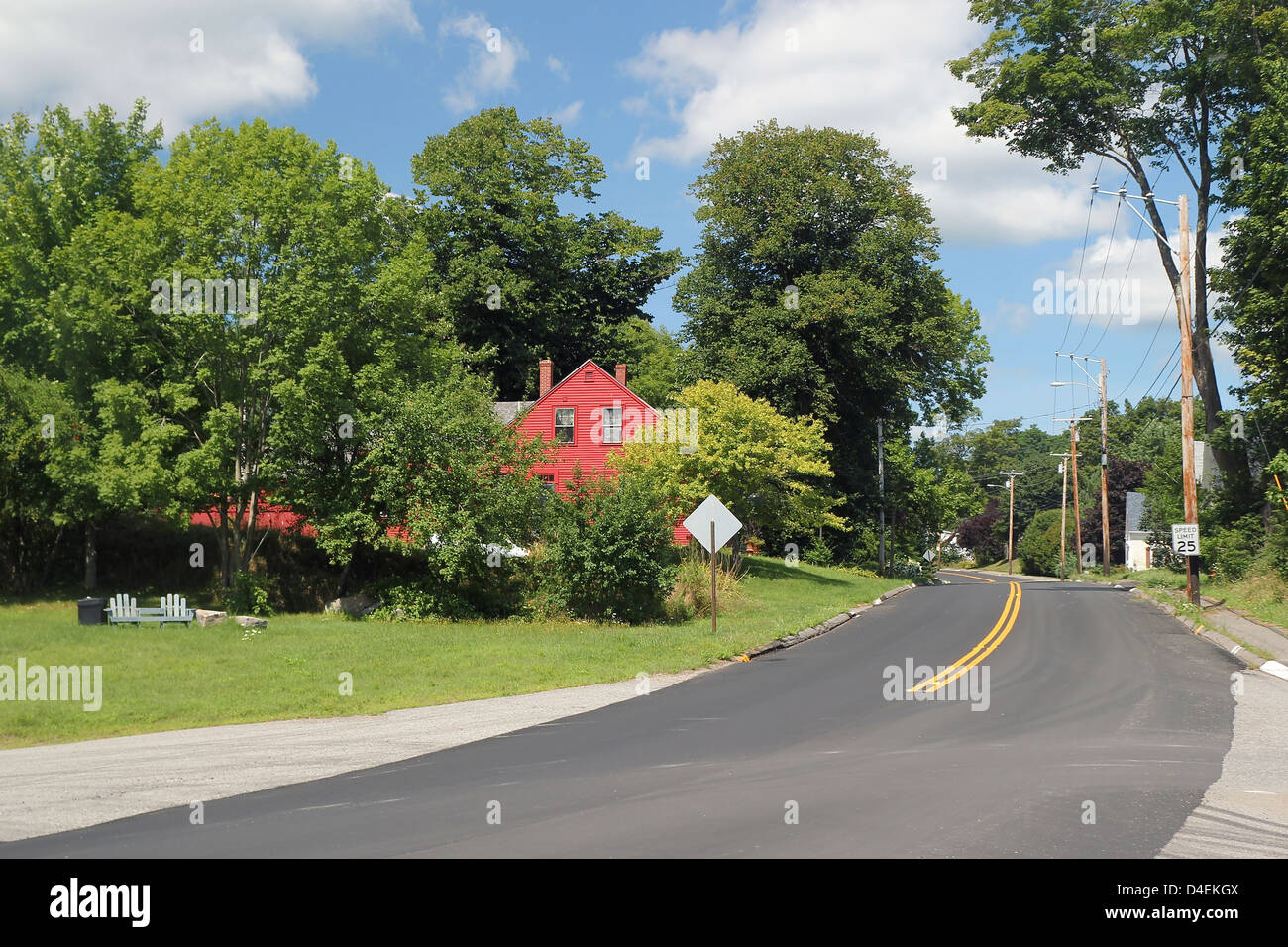A road leading towards the town of Thomaston, Maine Stock Photo
