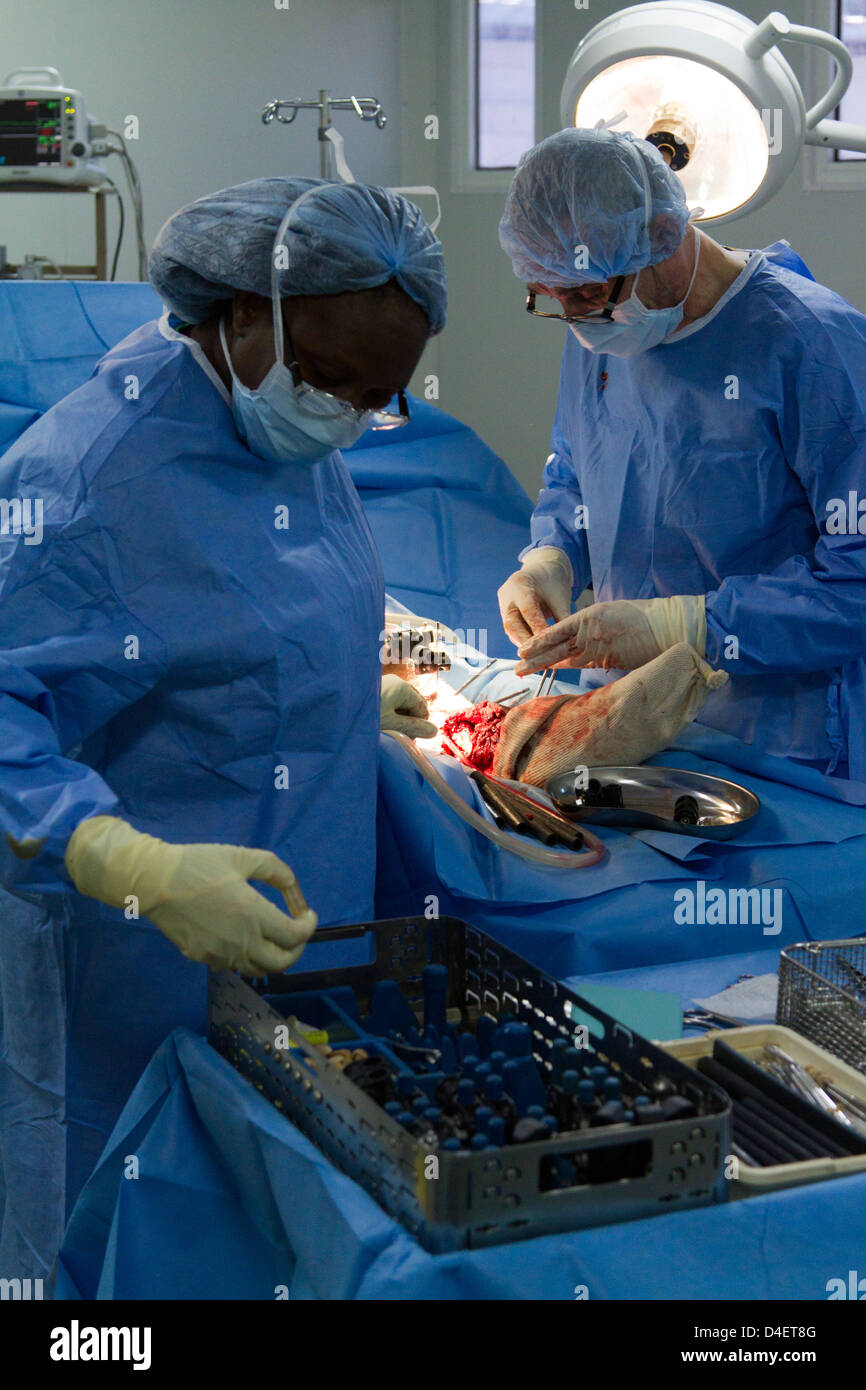 orthopedic surgery in MSF Hospital Port-au-Prince Haiti Stock Photo