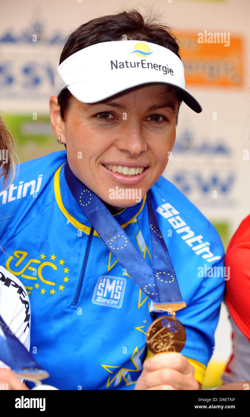 German mountain biker and acting Euroepan Champion Sabine Spitz pictured at the Mountain Bike Cross Country European Championships in St.Wendel, Germany 18 2008. Photo: Harald Tittel Stock Photo - Alamy