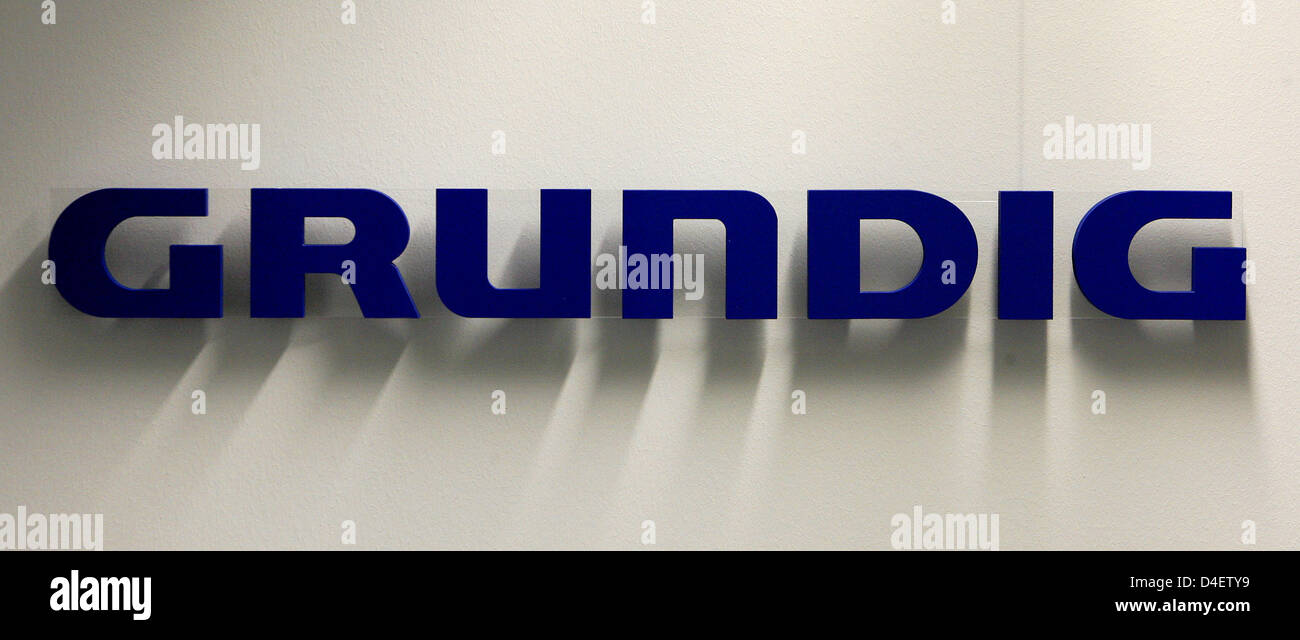 The logo of German consumer electronics producer Grundig pictured during a press conference in Nuremberg, Germany, 20 May 2008. The Koc Group who is the new owner of Grundig aims to position the brand worldwide and targets distributing Grundig televisions and other Grundig consumer electronics outside Europe in the Middle East, Russia and North America. Photo: DANIEL KARMANN Stock Photo
