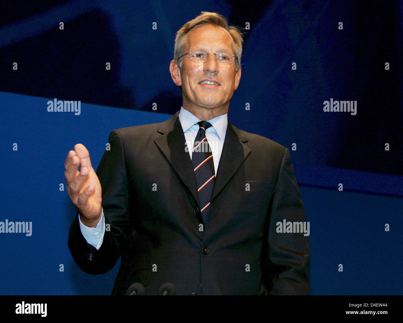 CEO of Allianz AG Michael Diekmann is pictured at the company's general meeting at the Olympic Hall in Munich, Germany, 21 May 2008. Allianz made a record profit. Diekmann affirmed talks about a reorganisation of the bank industry of Allianz. Photo: MATTHIAS SCHRADER Stock Photo