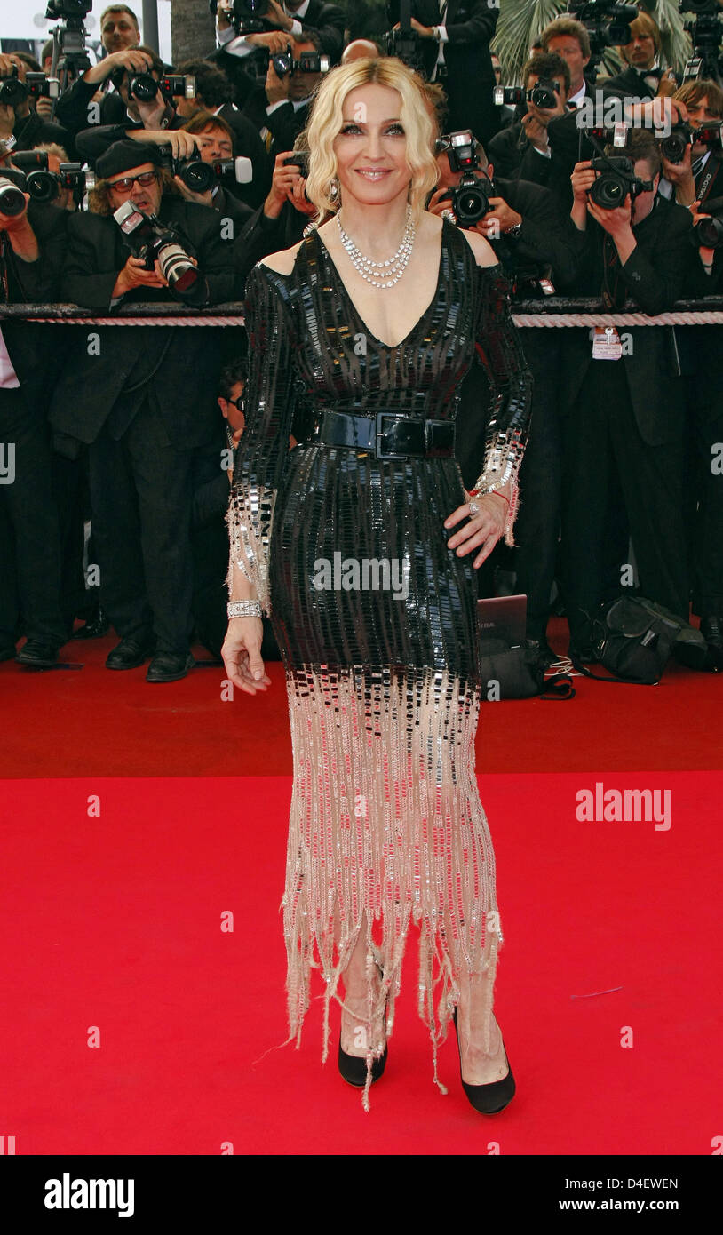 US singer Madonna arrives for the premiere of 'Che' running in competition at the 61st Cannes Film Festival in Cannes, France, 21 May 2008. Photo: Hubert Boesl Stock Photo