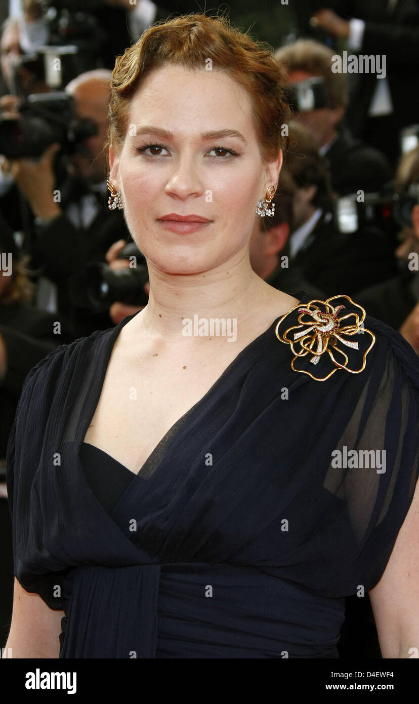 German actress Franka Potente arrives for the premiere of 'Che' running ...