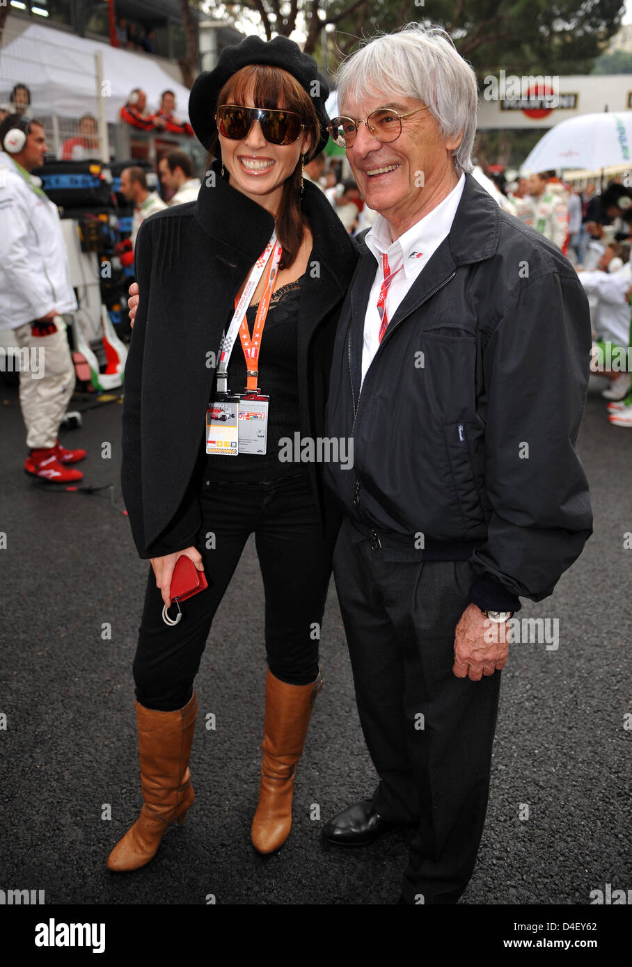 F1 supremo Bernie Ecclestone (R) ans Australian singer Dannie Minogue (L) pose in the grid before the Formula 1 Grand Prix of Monaco in Monte Carlo, Monaco, 25 May 2008. Photo: Gero Breloer Stock Photo