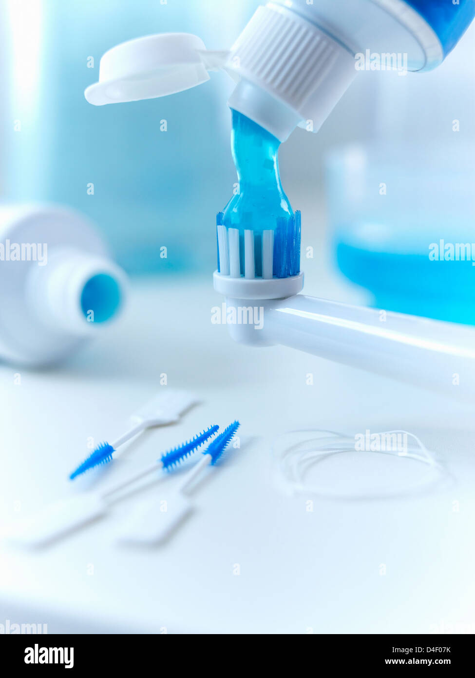 Toothbrush toothpaste mouthwash hires stock photography and images Alamy