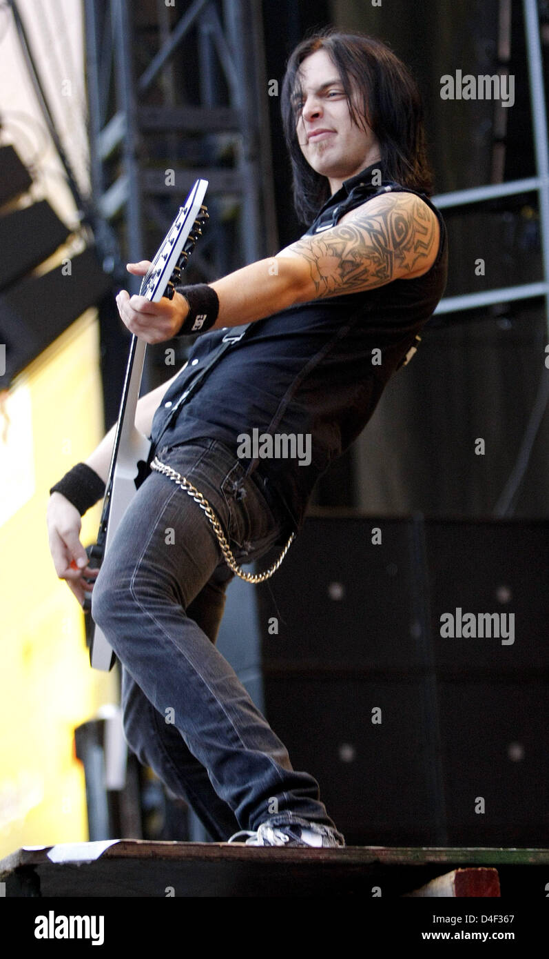 Matthew Tuck of Welsh metal core band 'Bullet For My Valentine' is pictured  during his performance at open air festival 'Rock im Park' in Nuremberg,  Germany, 07 June 2008. Photo: Hubert Boesl