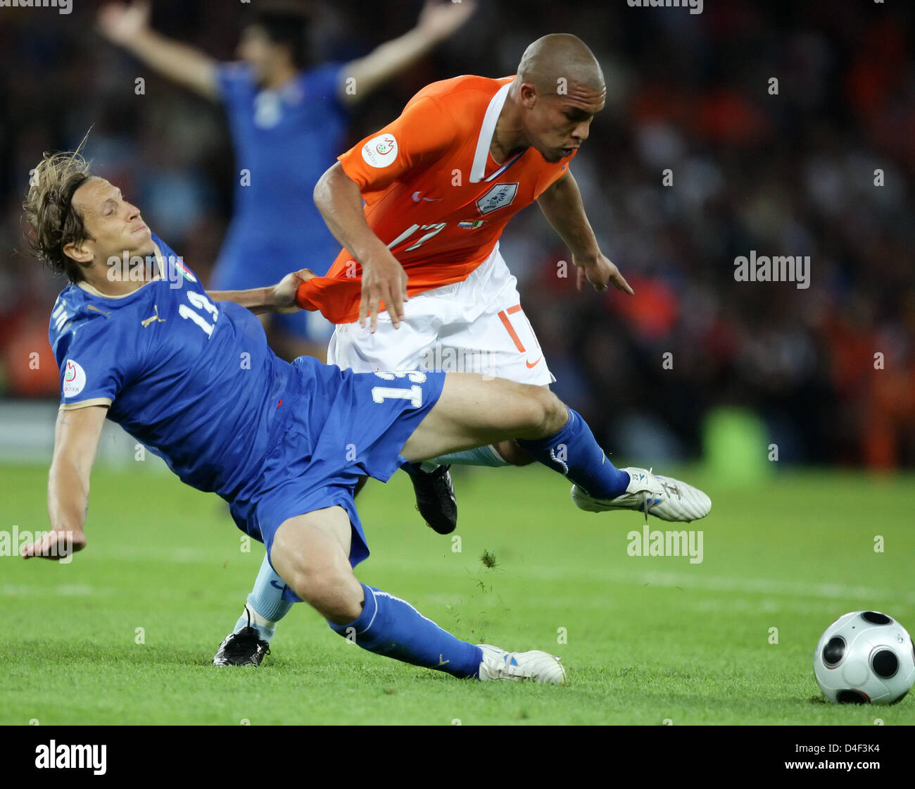 Massimo ambrosini hi-res stock photography and images - Page 2 - Alamy