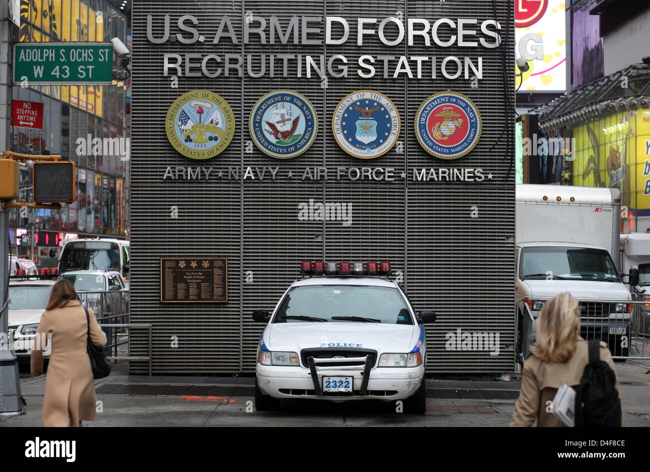 An US Armed Forces office (Army, Navy, Air Force und Marines) is