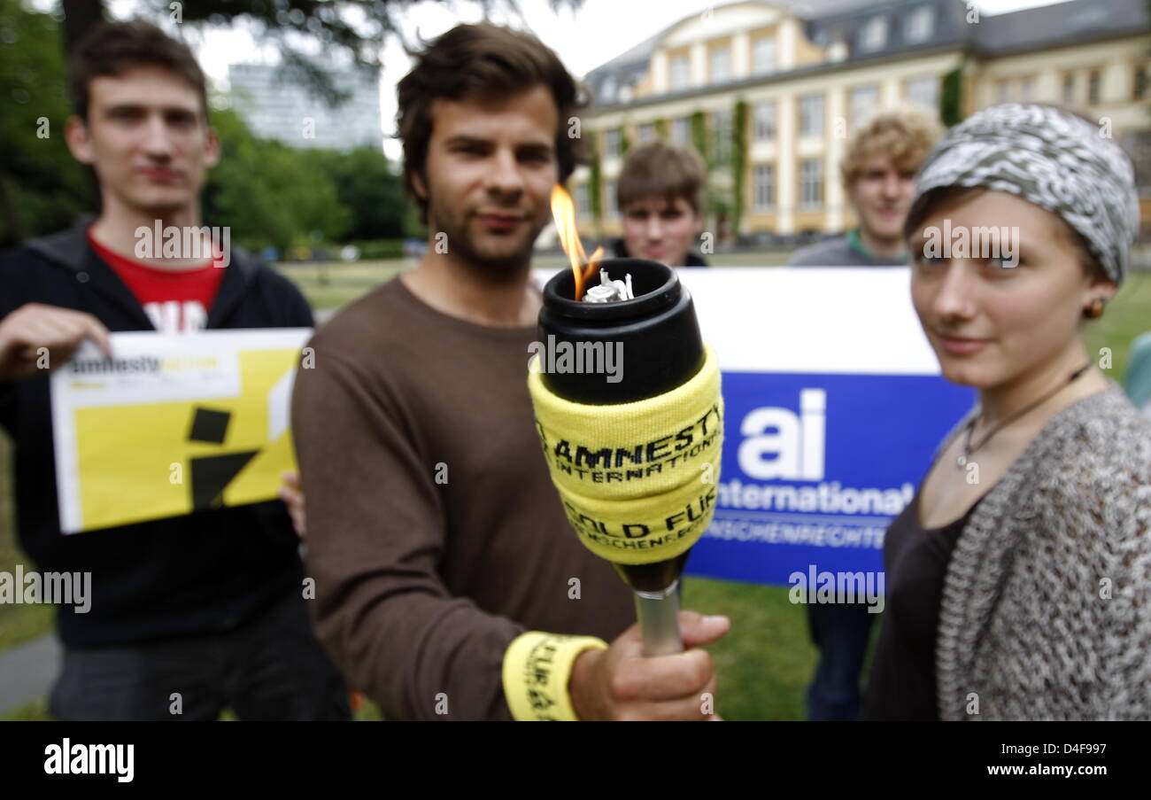 Members Of Amnesty International Ai University Group Pose With A Stock Photo Alamy