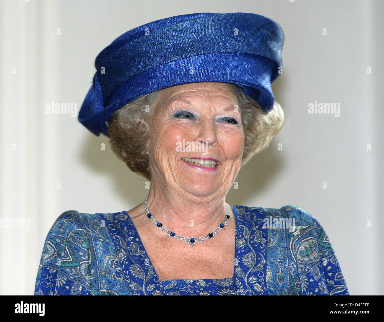 Beatrix Emahauser Queen Beatrix of the Netherlands visits the Elector Prince Castle ...