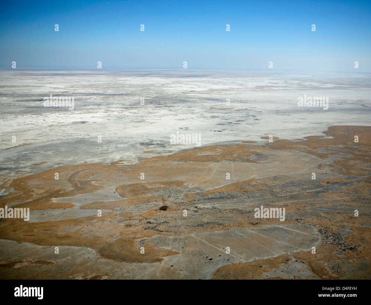 The Makgadikgadi salt Pan, northeastern Botswana Stock Photo Alamy