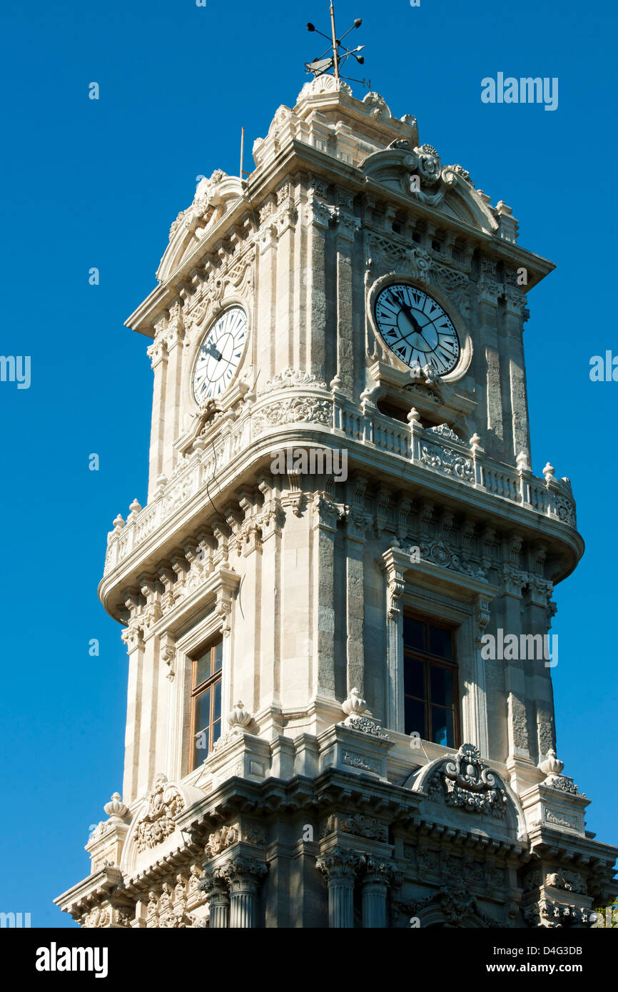 Türkei, Istanbul, Besiktas, der Uhrturm von Dolmabahce Stock Photo