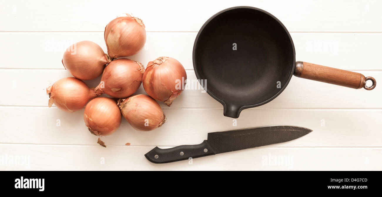 White onion from above hi-res stock photography and images - Alamy