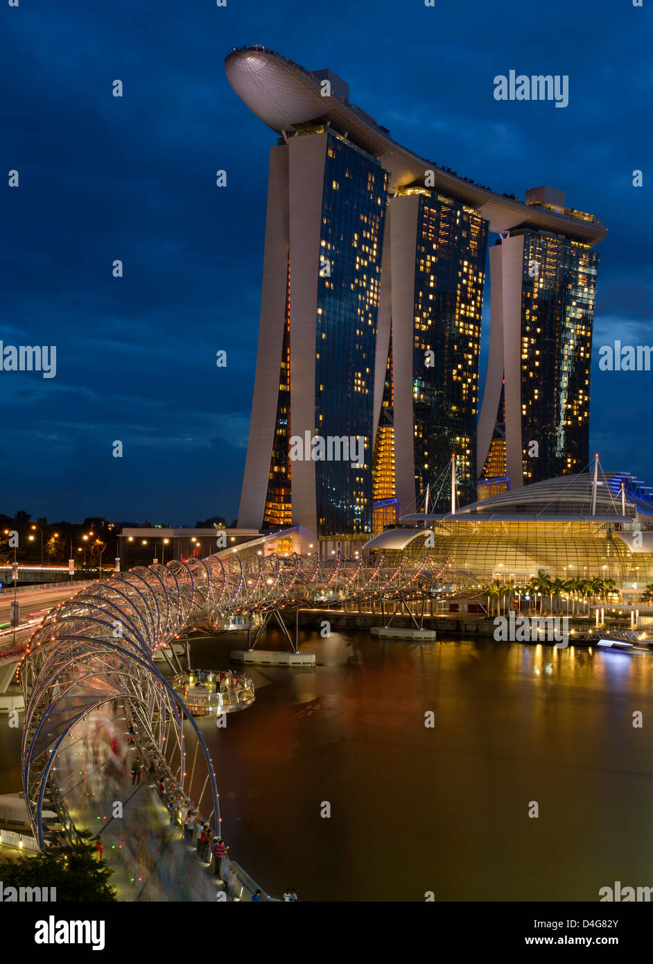 Marina bay sands singapore ultra hi-res stock photography and images ...