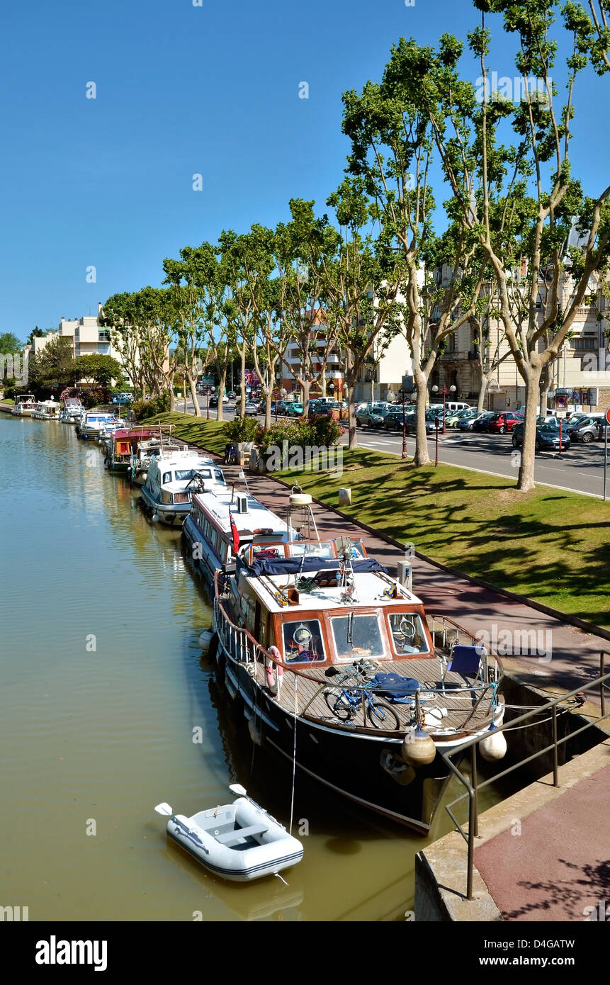 Boats  on canal of the Robine (canal de la Robine) at Narbonne, town located in the Aude department in France Stock Photo