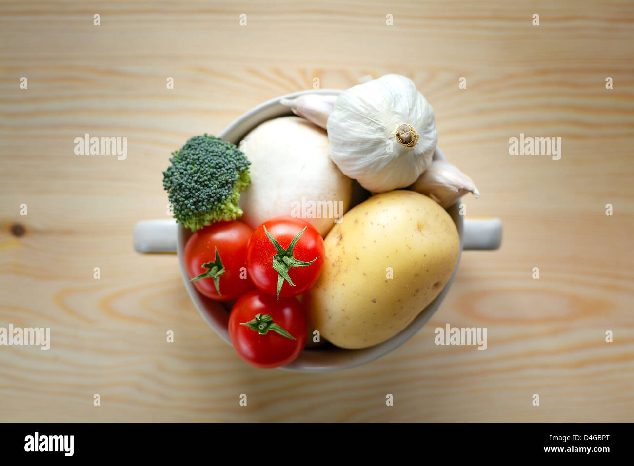 Dish with fresh vegetables Stock Photo Alamy