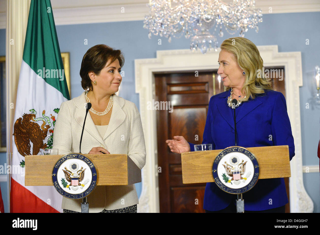 Secretary Clinton and Mexican Secretary of Foreign Relations Espinosa Address Reporters Stock Photo