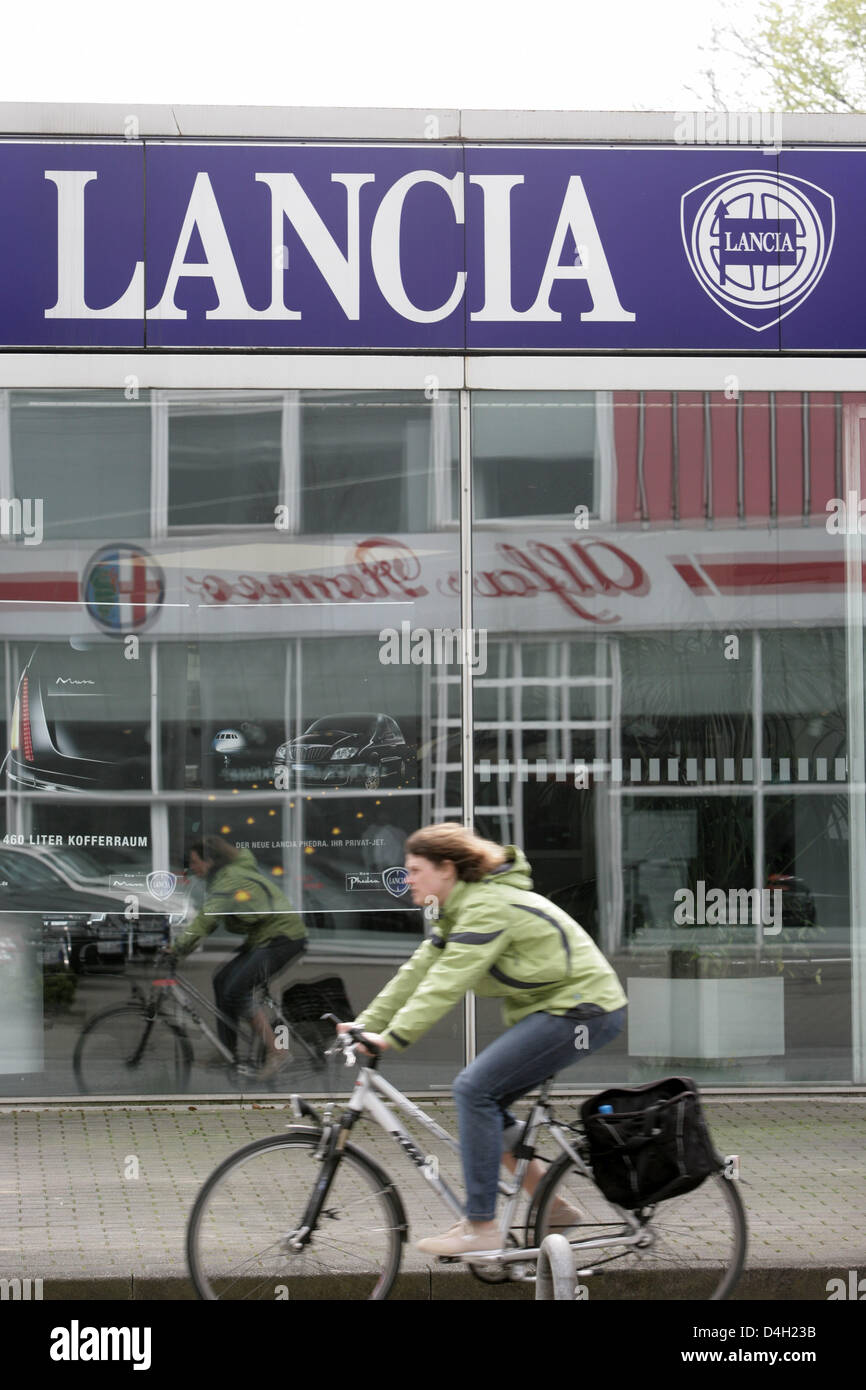 A Lancia dealer in Hamburg, Germany, 24 April 2008. Photo Bodo Marks Stock Photo Alamy