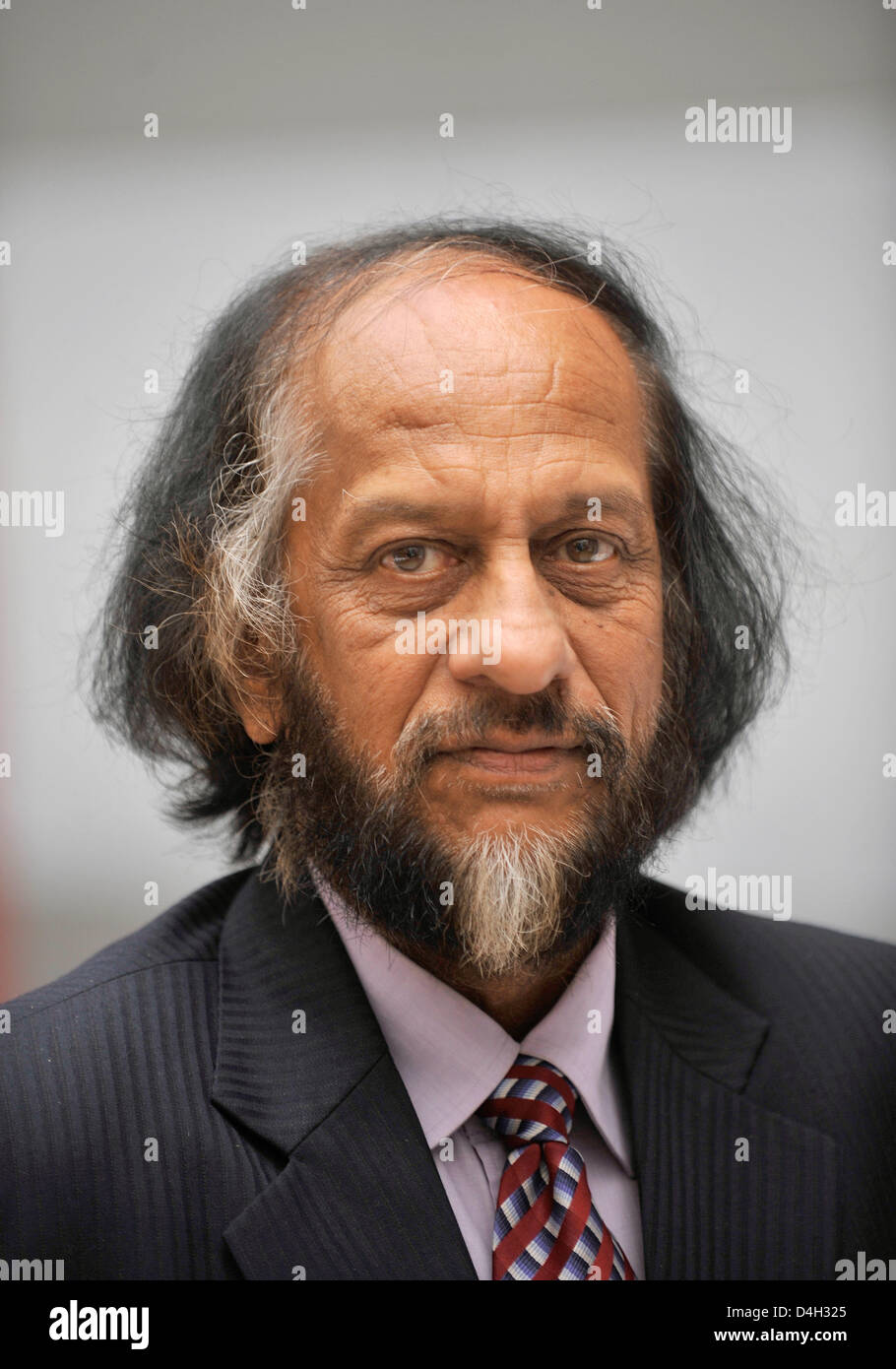 Rajendra Pachauri, chair of the Intergovernmental Panel on Climate Change (IPCC), is pictured in Berlin, Germany, 16 October 2008. Photo: GERO BRELOER Stock Photo