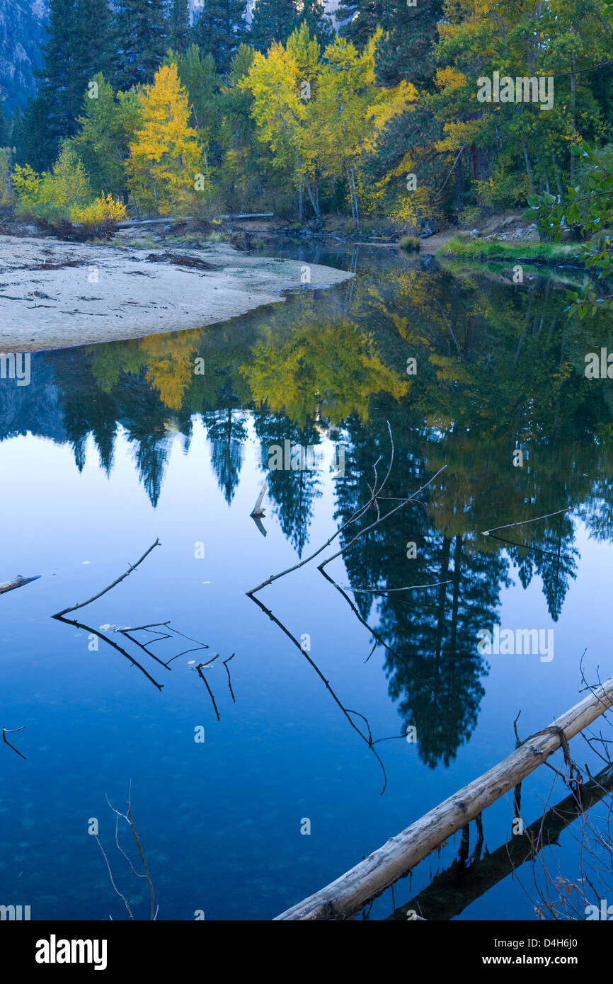 Merced River, Yosemite Valley, Yosemite National Park, early morning, November Stock Photo