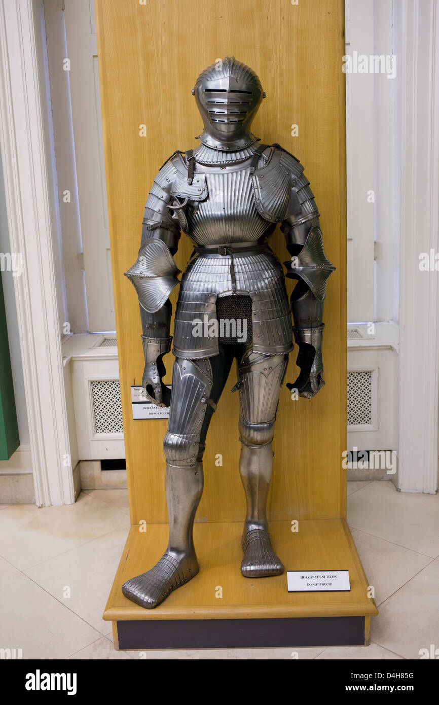 16th century full plate armour in the Hungarian National Museum, Budapest,  Hungary Stock Photo - Alamy