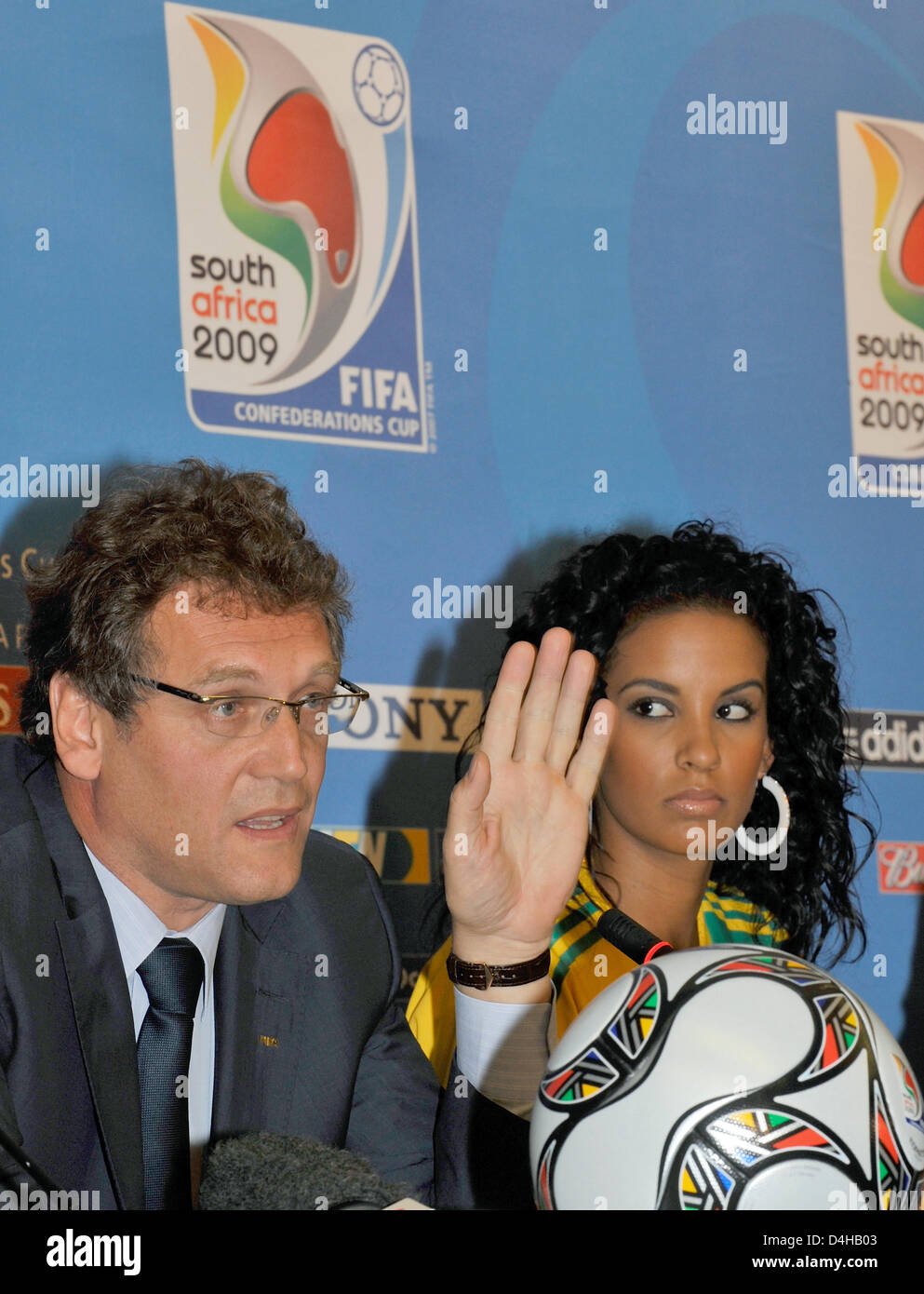 FIFA Secretary General Jerome Valcke (L) and Miss South Africa Tansey Coetzee participate in a press conference in Johannesburg, South Africa, 21 November 2008. One day prior to the drawing of groups for the Confed Cup, Valcke praised World Cup host country South Africa. Photo: Gero Breloer Stock Photo