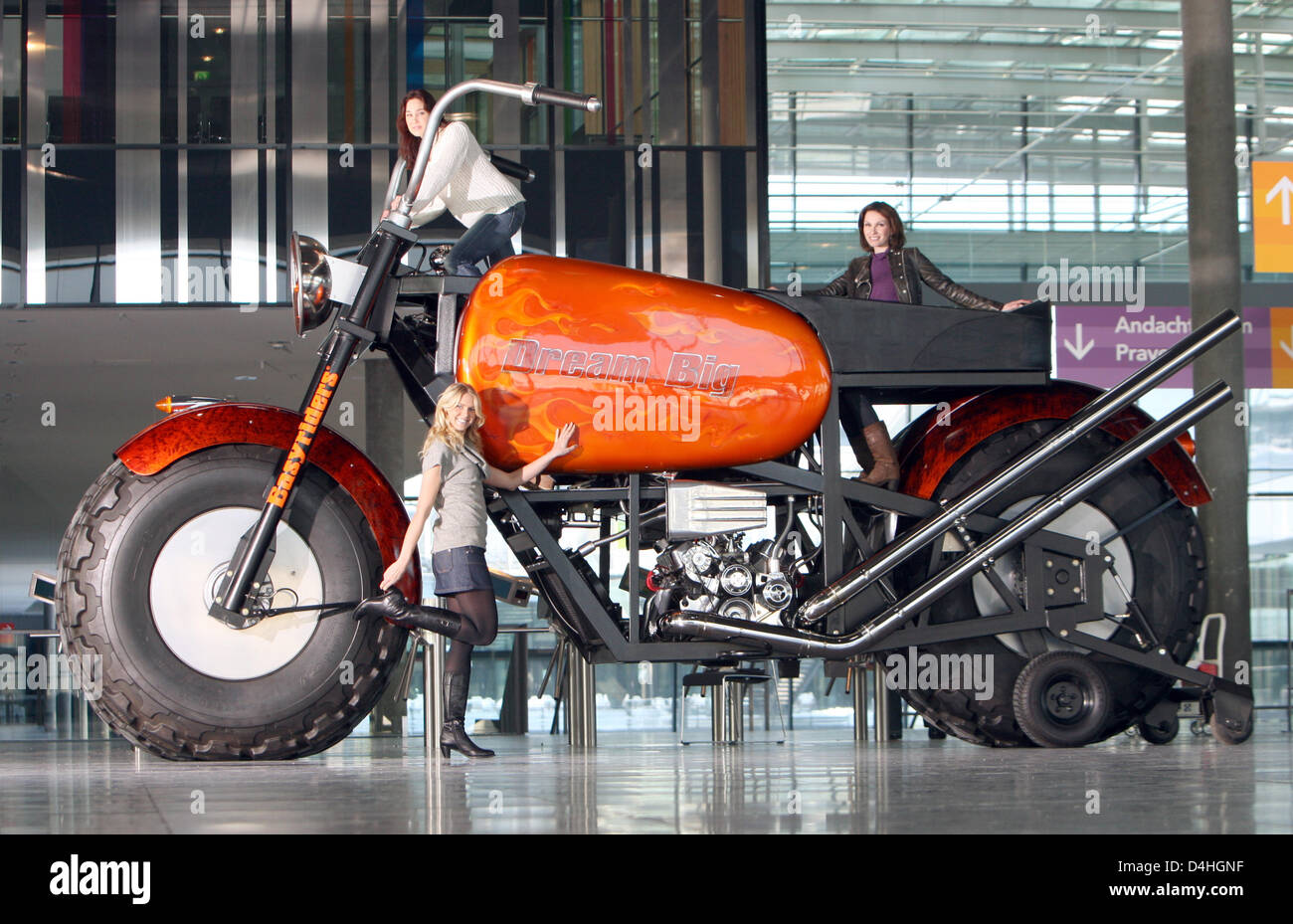 Largest motorcycle hi res stock photography and images Page 2 Alamy