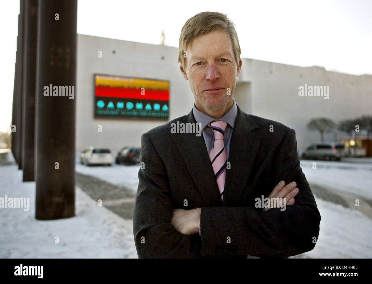 Art director of Bundeskunsthalle Robert Fleck pictured in front of the museum in Bonn, Germany, 09 January 2009. Fleck was inaugurated into his office by German Minister for Culture Neumann. Photo: Oliver Berg Stock Photo