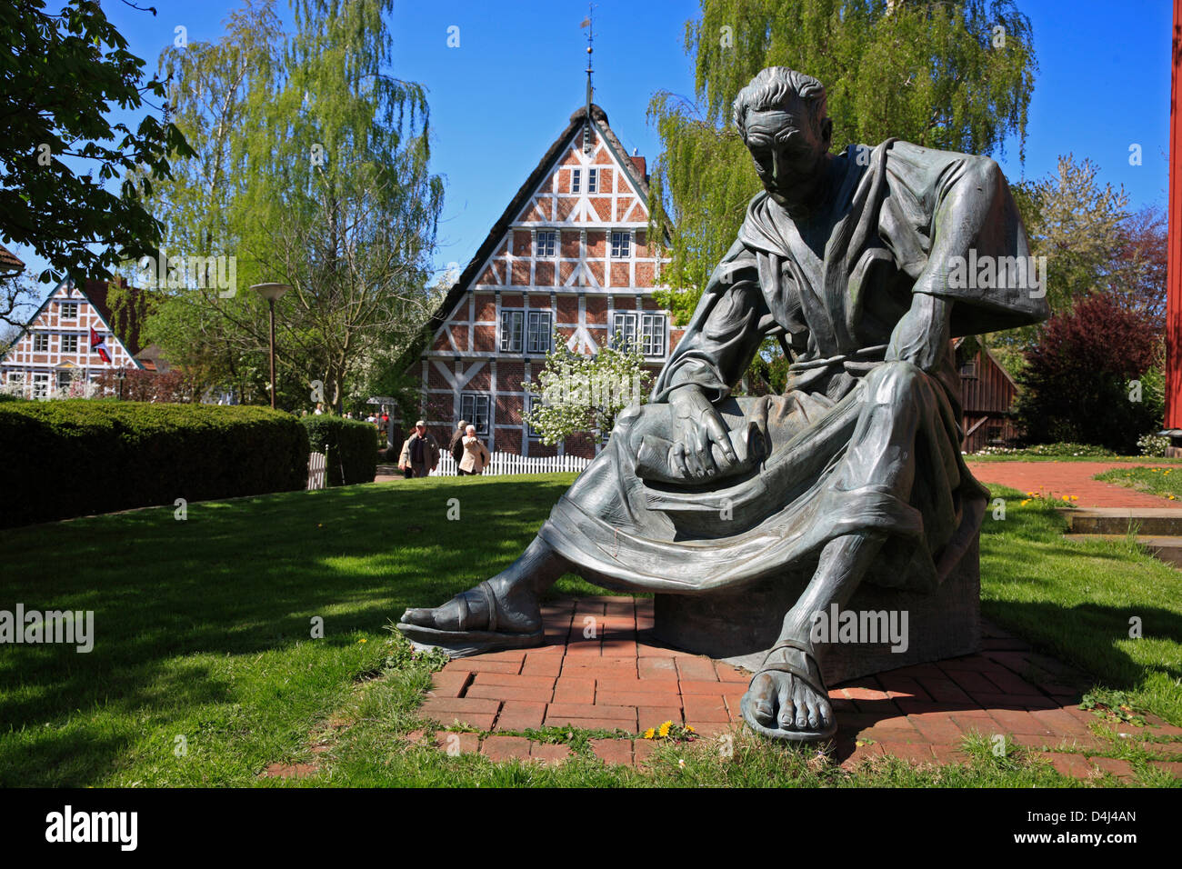 Altes Land, Steinkirchen, Monk Heinrich Monument, Lower Saxony, Germany