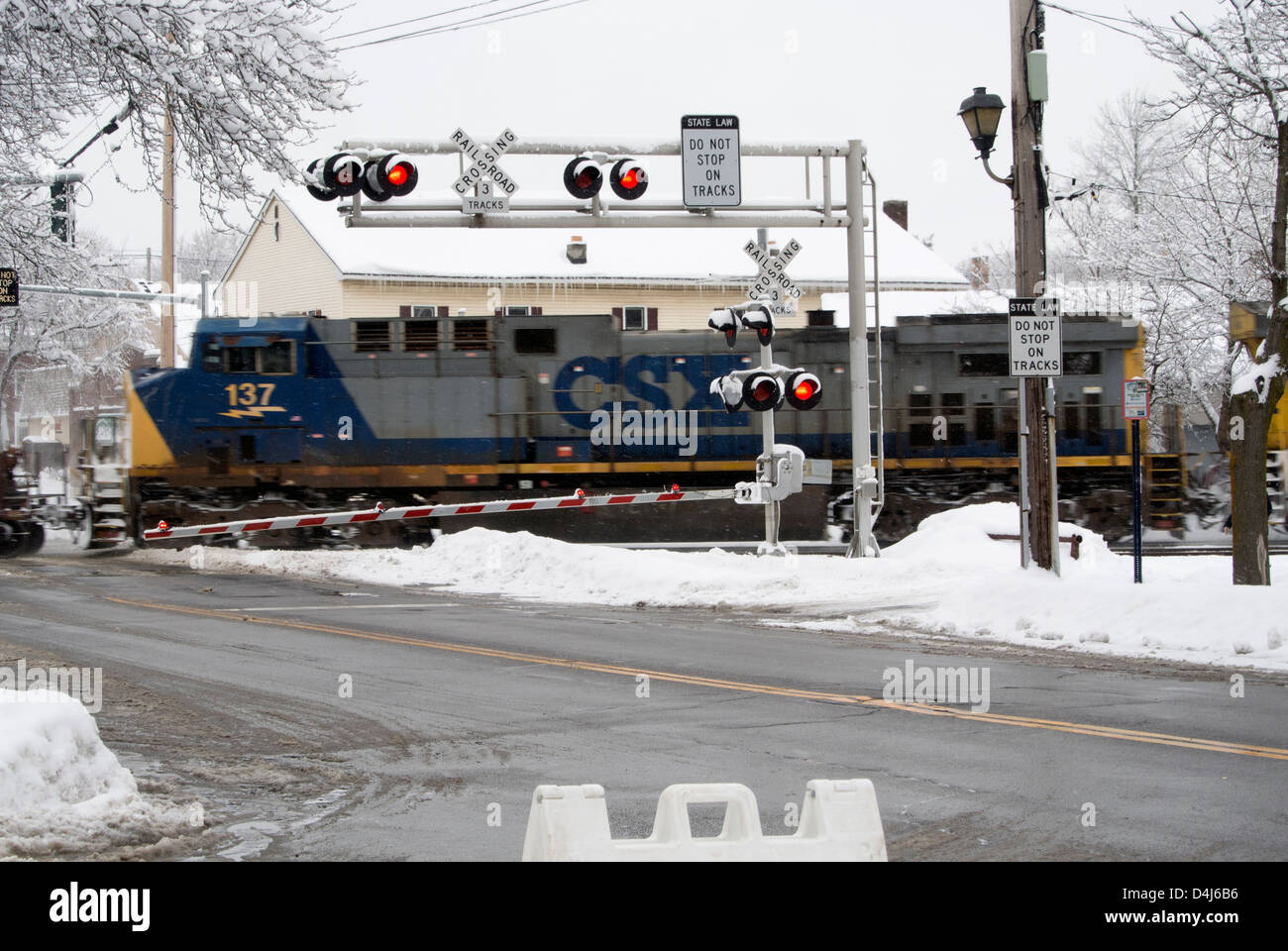 Railroad crossing, Fairport NY USA Stock Photo Alamy