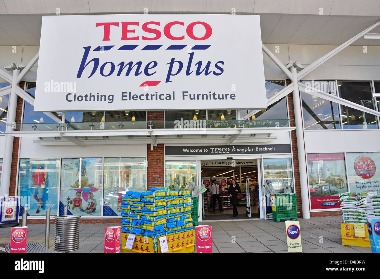 Tesco Home Plus store, The Peel Centre, Skimped Hill, Bracknell, Berkshire, England, United Kingdom Stock Photo