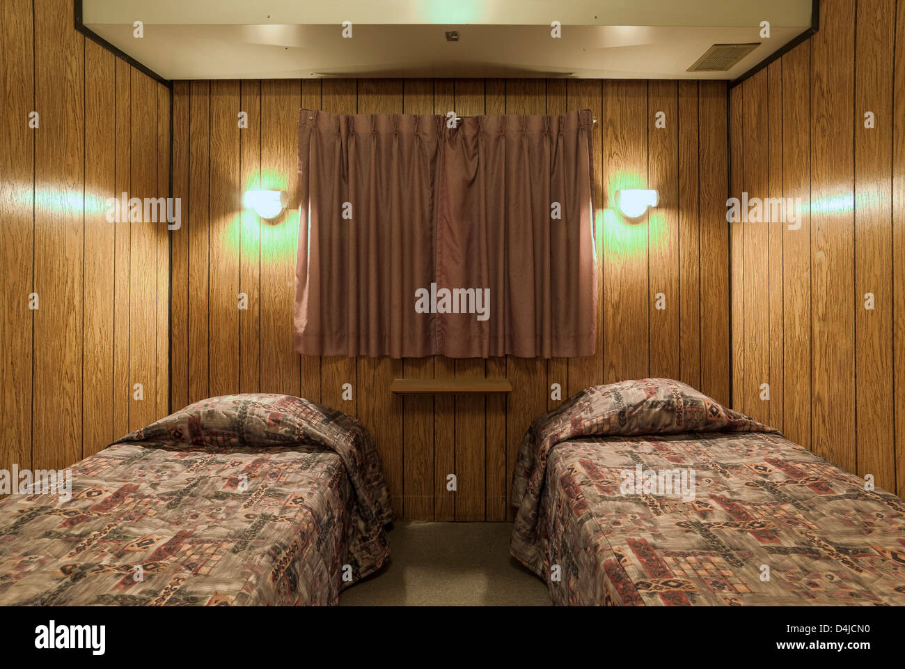 Room 10, Slate Creek Inn, Dalton Highway Haul Road, Coldfoot, Alaska