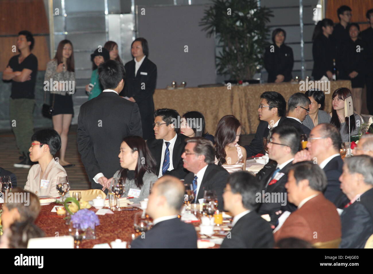 Guo Jingjing attended 2012 Bank of China Hong Kong Sports Stars Awards