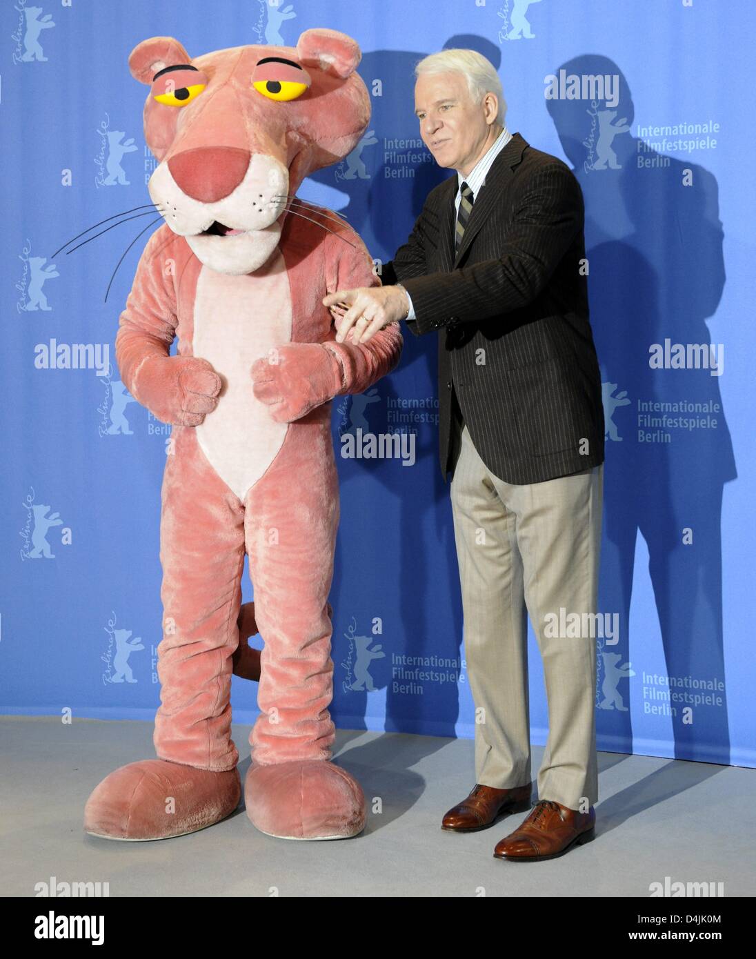 the-pink-panther-steve-martin-hi-res-stock-photography-and-images-alamy