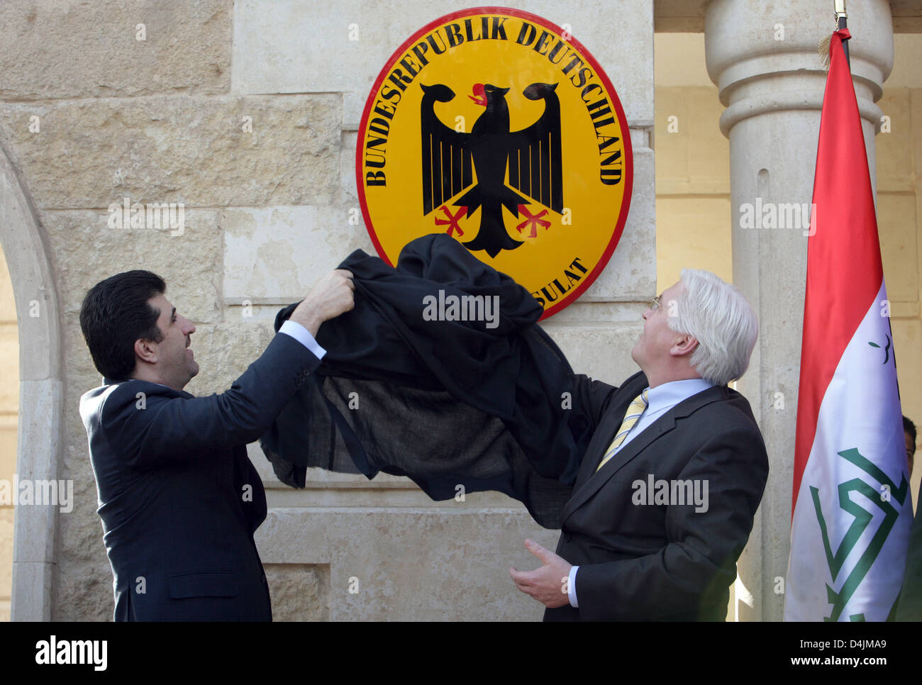 German Foreign Minister FrankWalter Steinmeier (R) inaugurates the new