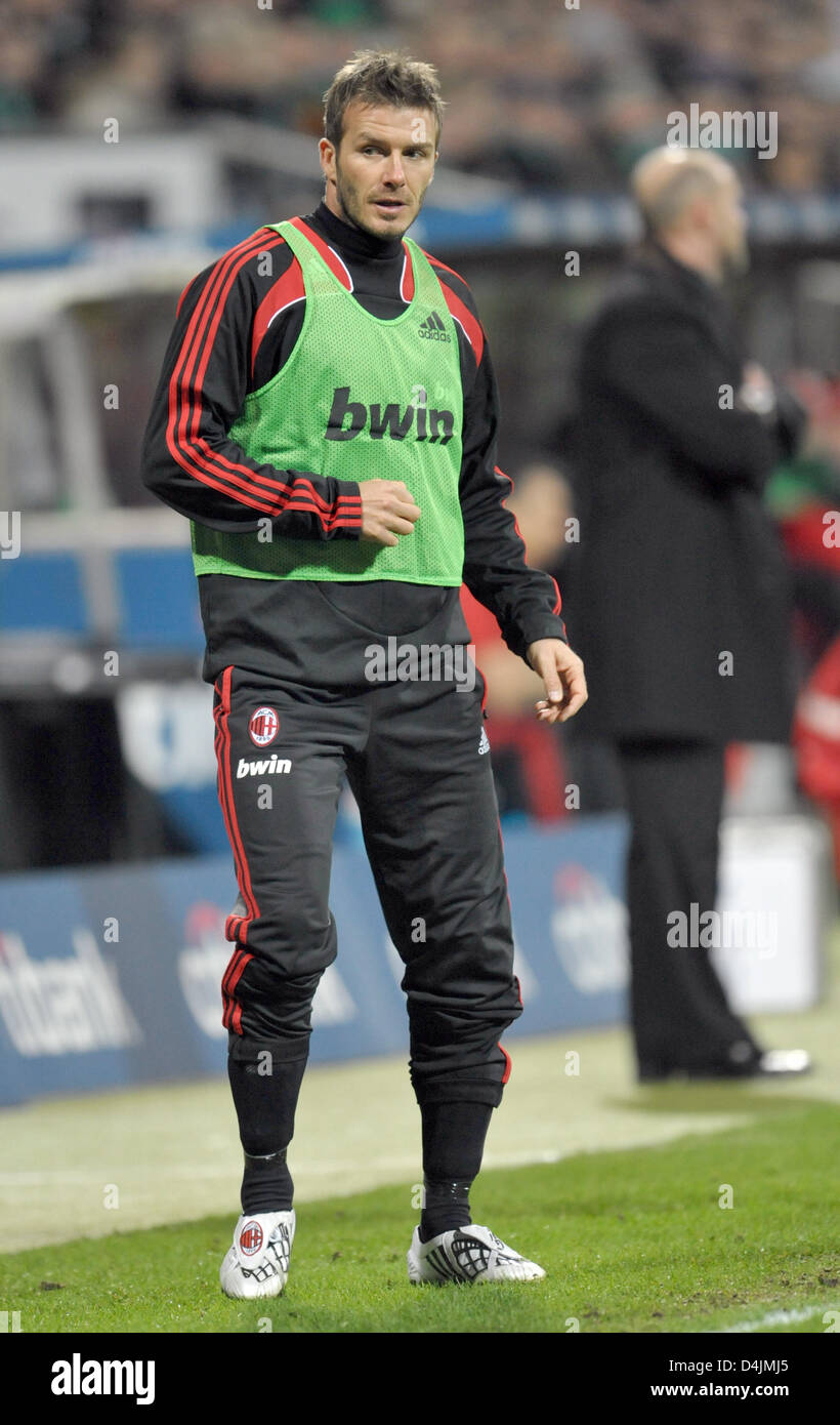 Milan included David Beckham on the UEFA Cup bid 35 Milan included David Beckham on the UEFA Cup bid 48