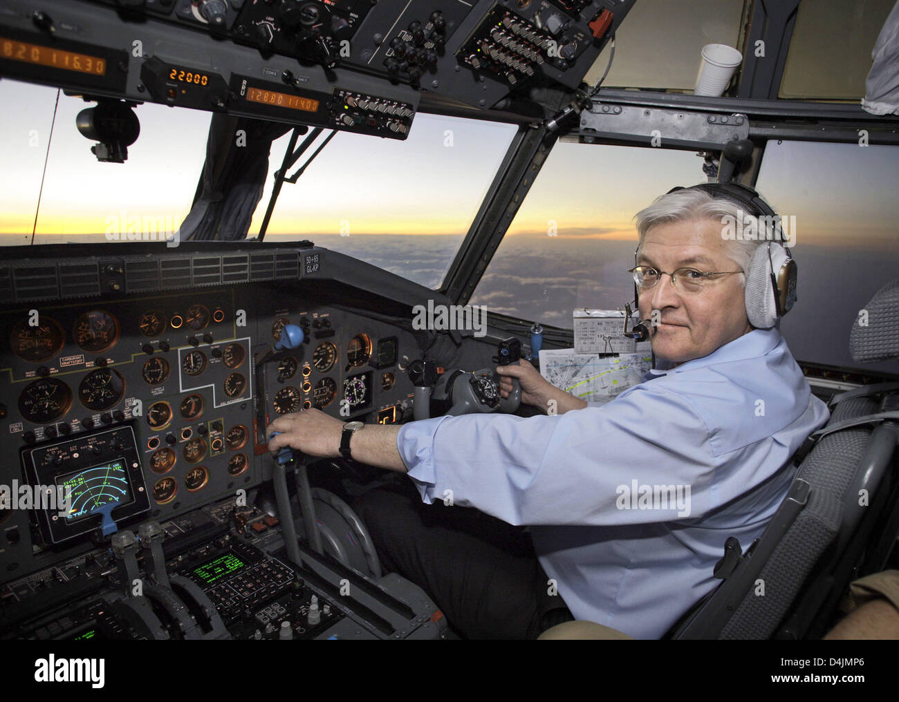 German Foreign Minister Frank-Walter Steinmeier (SPD) sits in the cockpit of a Transall C-160 of the Bundeswehr on the flight from Erbil in Iraq to Amman in Jordan on 18 February 2009. Photo: Thomas Koehler Stock Photo