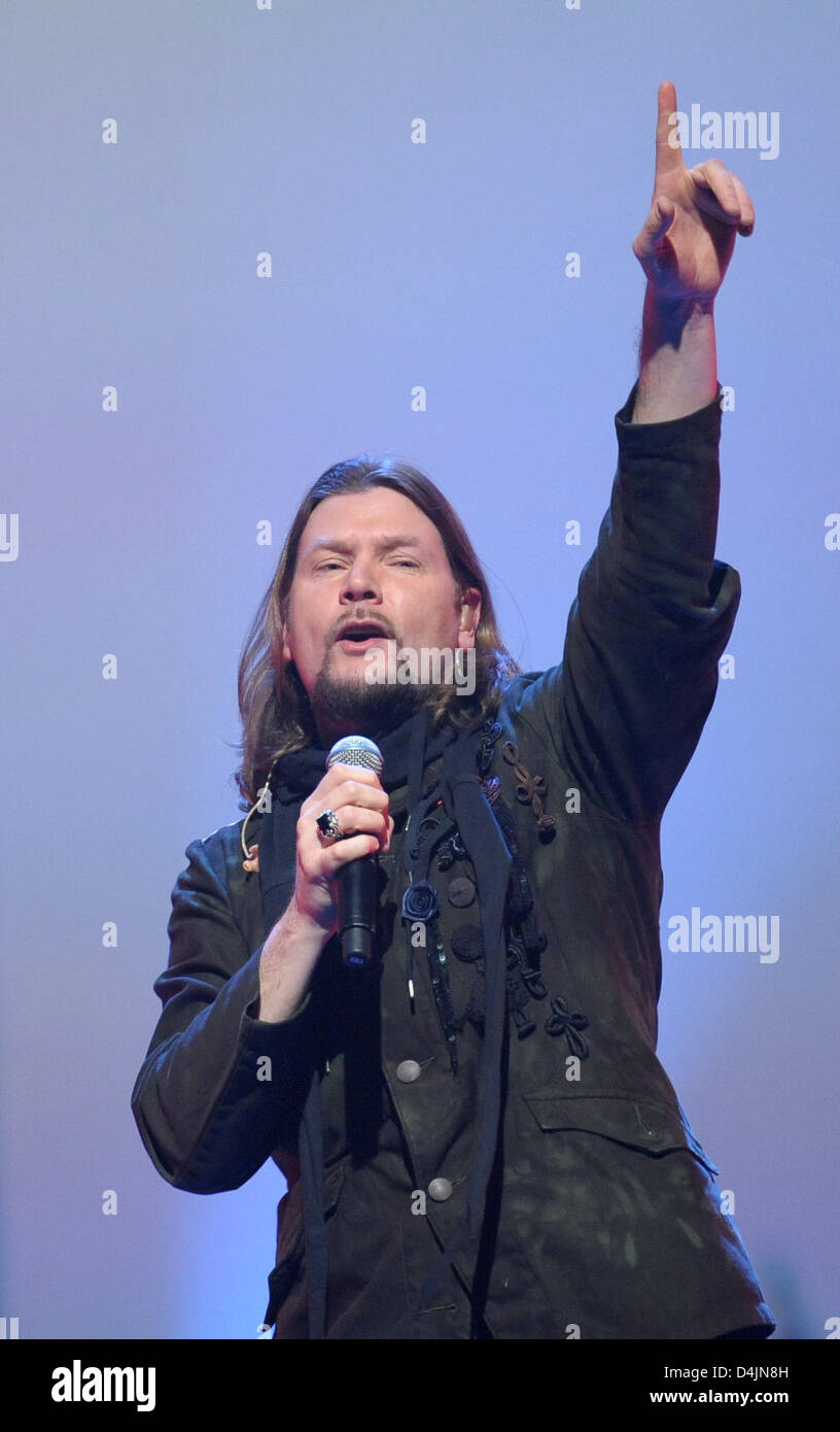 Irish singer Rea Garvey of the band ?Reamonn? performs during 49th ?The