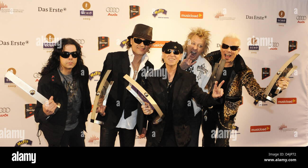 Musicians of German band ?Scorpions? pose with their Echos during the