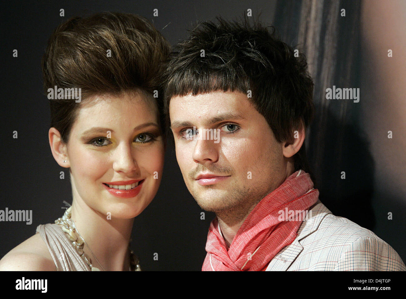 Short Haircuts Stock Photos Short Haircuts Stock Images Alamy