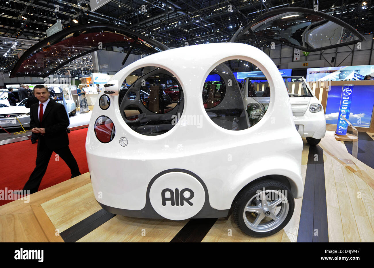 A MDI AIRpod operated by compressed air is pictured on the second press day  of the 79th International Motor Show and Accessories on the Palexpo  premises in Geneva, Switzerland, 04 March 2009.