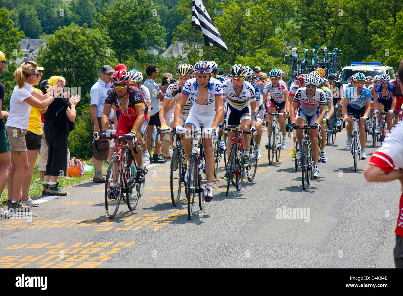 Tour De France Col Du Soulor Pyrenees 2010 Stock Photo Alamy