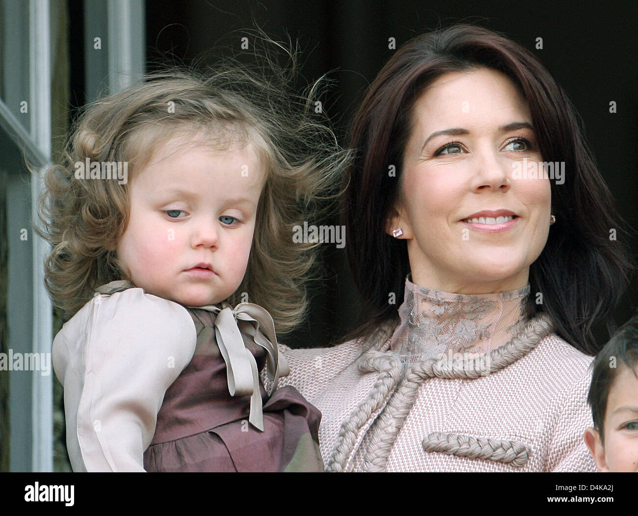 Princess Mary of Denmark (R) and her daughter Princess Isabella of Denmark attend the celebration of the 69th birthday of Queen Margrethe II of Denmark on the balcony of Amalienborg Palace in Copenhagen, Denmark, 16 April 2009. Photo: Patrick van Katwijk Stock Photo